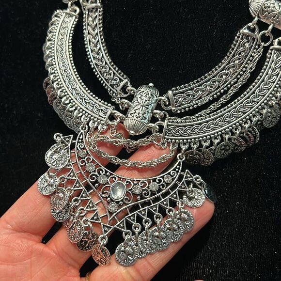 BOHO Statement Necklace - Picture 5 of 9